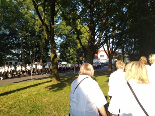 Schützenmarsch mit allen besuchtenden Vereinen