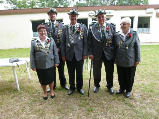 Ehrungen für langjährige Mitgliedschaft: 60 Jahre (Willi Wöhler, Horst Janzen) und 40 Jahre (Doris & Ralf Maurer)